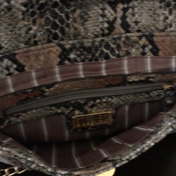 Handbag - Picture 3 of 3